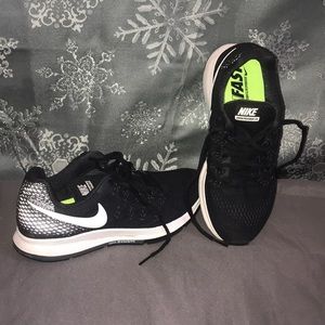 Black and White Nike Pegasus Zoom Sneakers